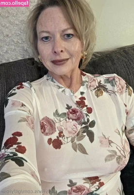 gilfyrose - I love having a hot tub again ❤️
