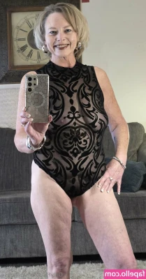 gilfyrose - by request.... Happy Humpday!! xoxo