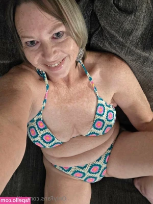 gilfyrose - Im ontop of you. Riding your big fat cock