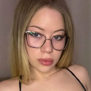 lilyyess3x