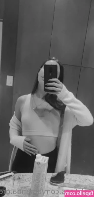 amanda.grey [ amanda-grey ] - boobs or ass ? what do you prefer ??
