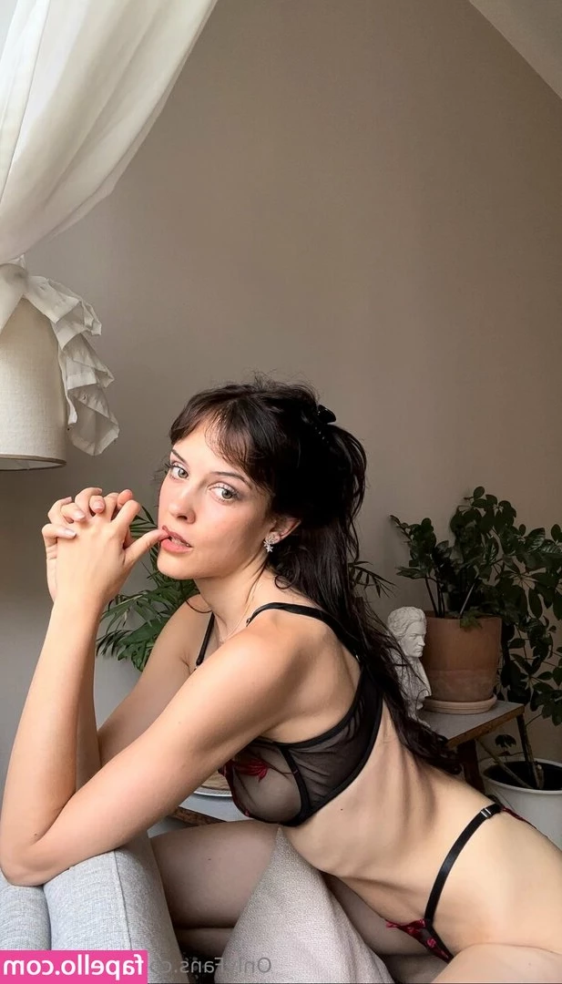 aliceeluvv3 - Mila s Martini Cum Swallow  FULL VIDEO   Mila gets caught watching