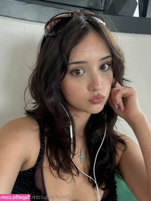 picky.vicky [ picky-vicky ] - Little naughty nurse here...