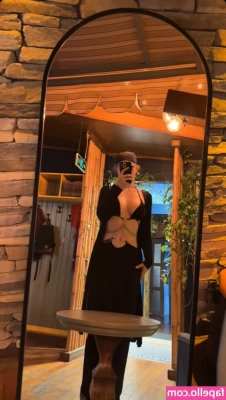 fraaoula - I’m working my normal job today 🥰 but shall I try make content