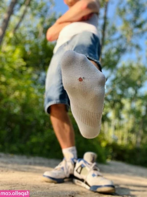kevinkianxxx - Good Morning to my foot lovers ❤️ My feet crave extra attention