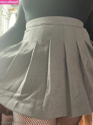 onlinewifey - You'd come home to this view after a hard day 🌺