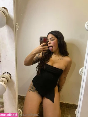 anikangty - Want to see more? Slide into my DM's?