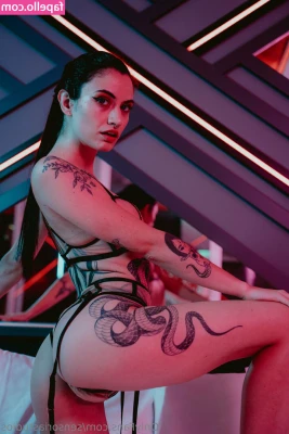 sensoriastudios - Nakey Bailey