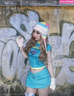 stellacry - Suns out and so is my PUSSY