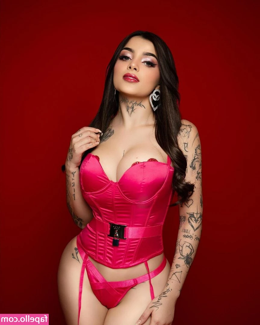 Karely Ruiz [ karely-ruiz-1 ] - sexy booty growin <3