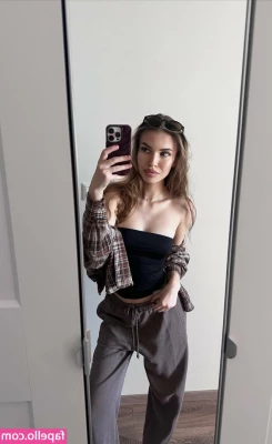 chloe_barbie [ chloe-barbie ] - BLACK FRIDAY RULES 3 Surprise videos  NO refunds or exchanges  This