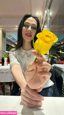 nina.doll.ts [ nina-doll-ts ] - do you like the view baby