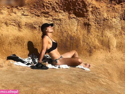 Alexia Putellas [ alexia-putellas ] - who would you rather fuck: your wife? or me 🔥?