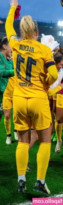 Alexia Putellas [ alexia-putellas ] - You're going to be licking alpha ass soon enough so taste your own