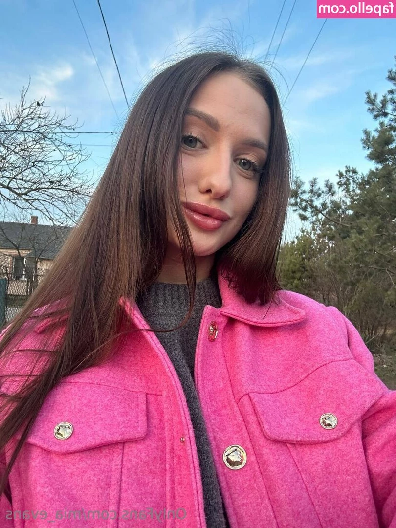 mia_evans [ mia-evans ] - AVAILABLE TONIGHT   DM TO SCHEDULE