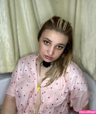 drippmistyy - @teninchtopxxx is so bossy - so brutal - so pushy - 💋❤️ I love