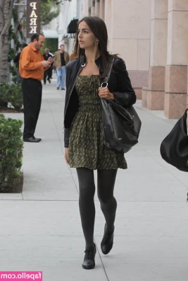 Camilla Belle [ camilla-belle ] - Timelapse of the set up for our most recent scene! The sped up swings
