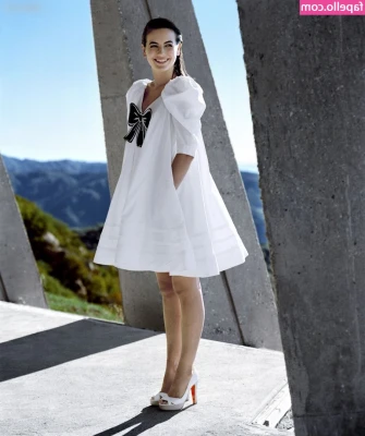 Camilla Belle [ camilla-belle ] - some light jerkin in my gas mask <3