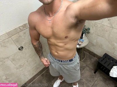 masterleo6969 - Morning 😍 Sexy Saturday 🍑