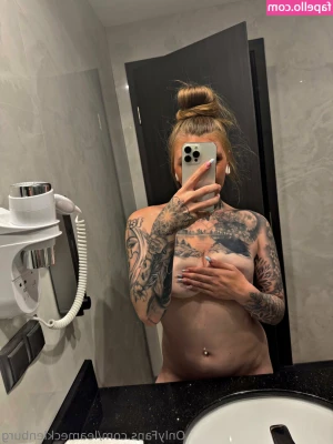 LeaMecklenburg [ leamecklenburg-8 ] - I wanna grind up against someone ... 🥺💗