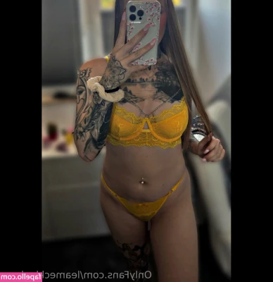 LeaMecklenburg [ leamecklenburg-8 ] - I donut have time for this 🤣🤣🤦🏼‍♀️