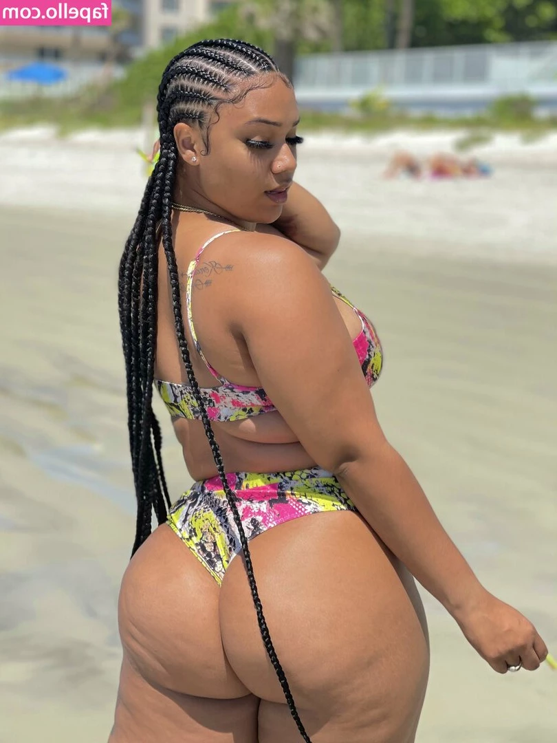 Dej Mercedoz [ dej-mercedoz ] - Do you like my belly? 🥺