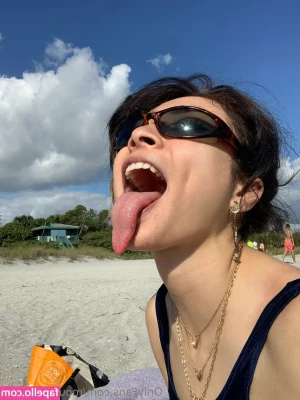 mouthmistress - Como lo mueve la muchachota 🍑