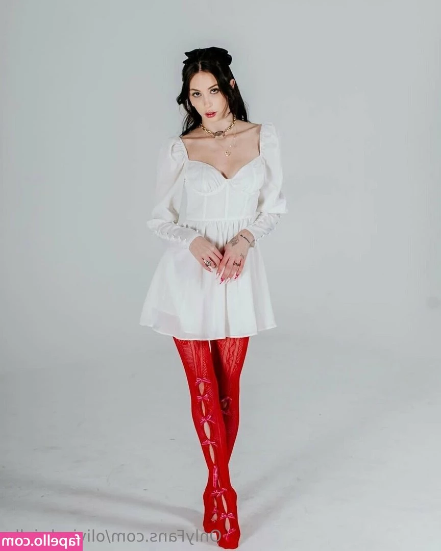 olivia_brielle [ olivia-brielle-1 ] - What's your favorite part of my body?😈