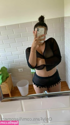 liagomezzz - Ass or Titties    Vote on the Poll