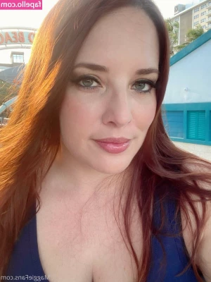 maggiegreenlive - Hi there :)