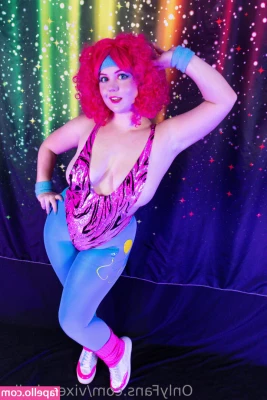 Vixenshelby [ vixenshelby-2 ] - They gave me a flame thrower. THEY GAVE ME A FLAME THROWER part 1