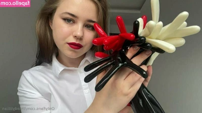 thladylillian - I m a Russian blonde  and I m here to show you what I can do with