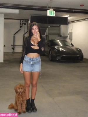 Alana Kern [ alana-kern-6 ] - I wear a size 5.5 in shoes (8 3/4 inches or 22.2cm) And I have really
