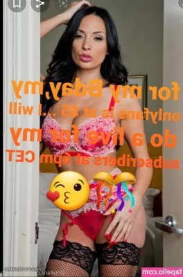 Anissa KATE [ anissa-kate ] - Sitting next to you at the bar and ordering drinks for all My people