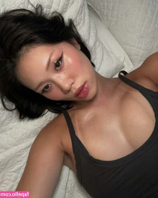 Lizzie Cao [ lizzie-cao ] - Looking for COCK 🍆 👀