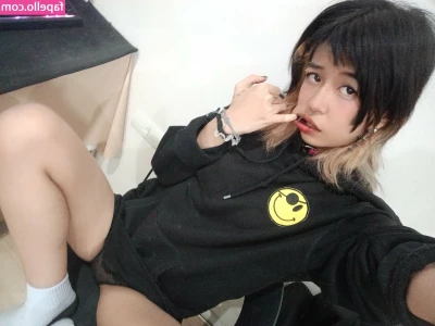 honeyhiromi - Pumped  amp  Torn 2 of 6