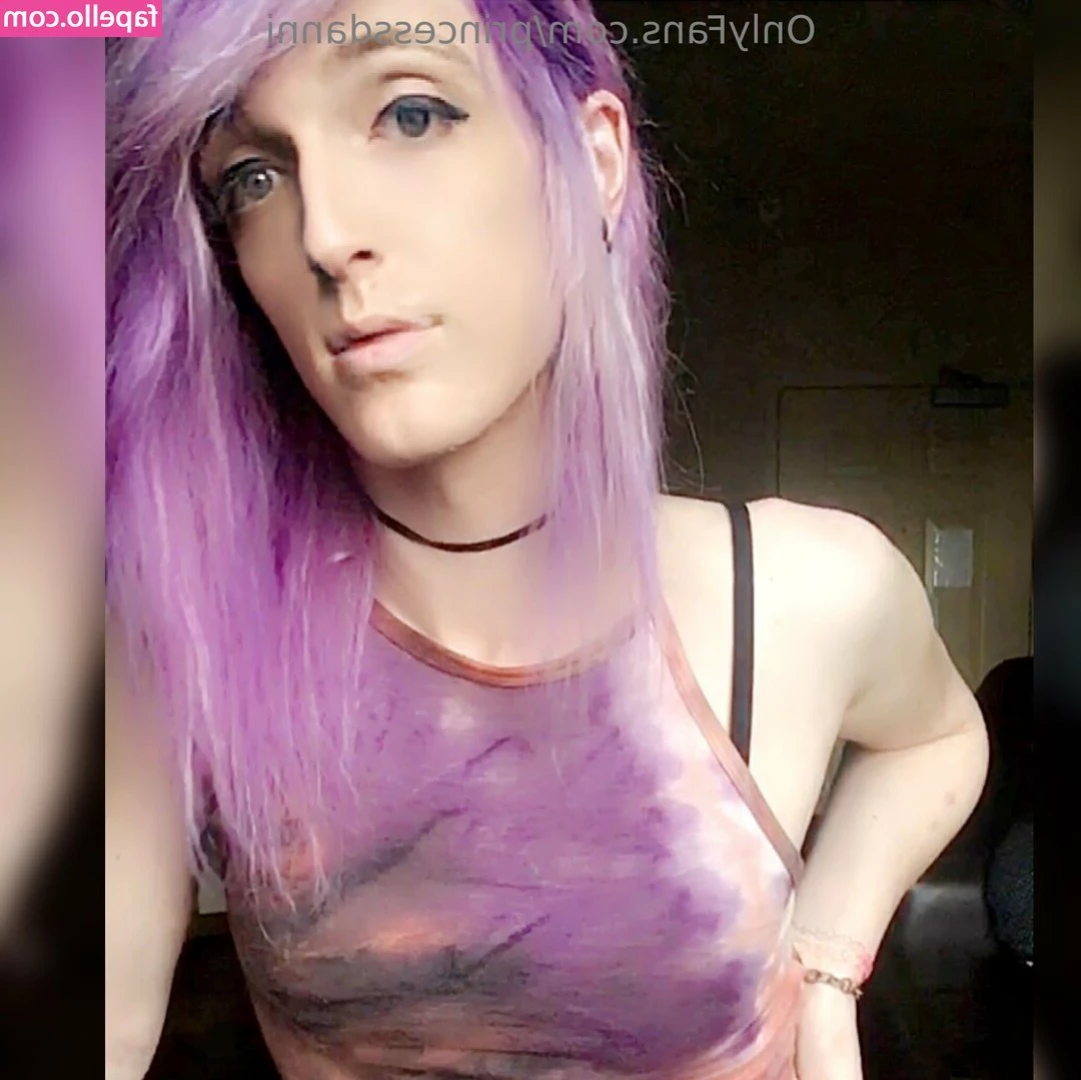 trappyxmagic - Anyone have a request for a pic they want me to do   What do my fans