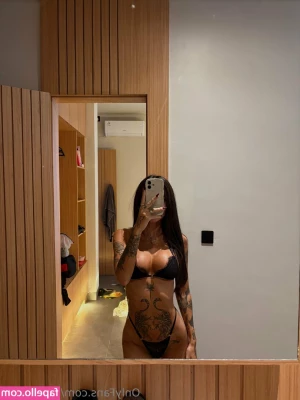 glitterkiitty - First day of the month. Ready to see my new content? 💦👅