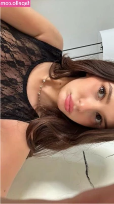 brattyalxsa - Hi, sweetie! I try to excite you with my sexy images 😘 Would you