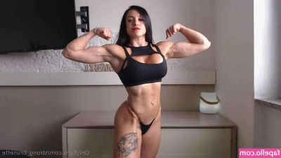 strong_brunette [ strong-brunette ] - 𝑵𝒂𝒖𝒈𝒉𝒕𝒚 𝒔𝒊𝒔 𝒐𝒏