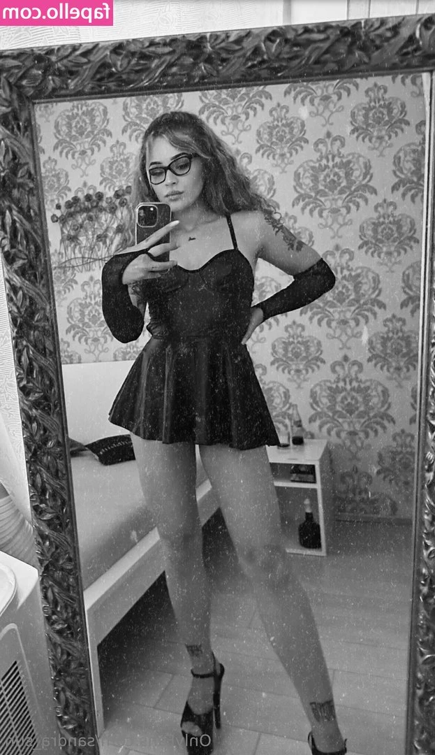 sandra_sun [ sandra-sun ] - shorts I got in china   ding ding