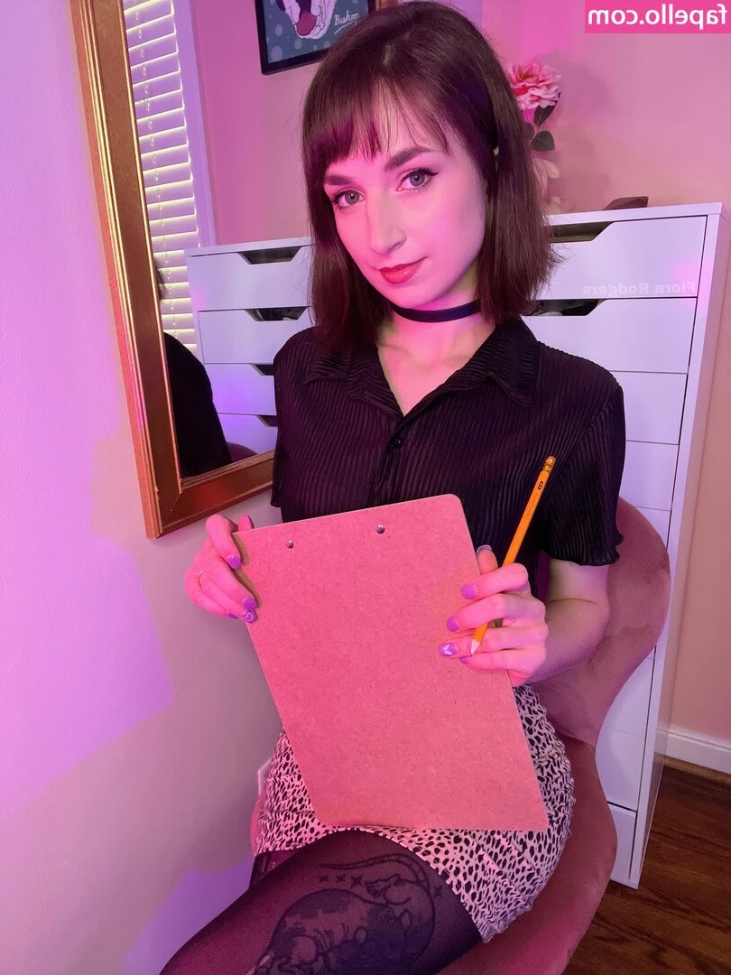 Flora Rodgers [ flora-rodgers-1 ] - I m trying to see who wants to be next