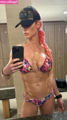 Natalie Eva Marie [ natalie-eva-marie ] - Look at these titties 😍😍