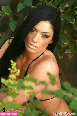 Natalie Eva Marie [ natalie-eva-marie ] - New content coming tomorrow and starting to be either every other day