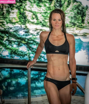 Tanja Stroschneider [ tanja-stroschneider ] - Moving on to some tan lines and shaved pits  Should I keep tan all