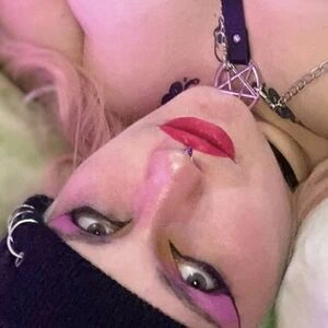 Iris Fox