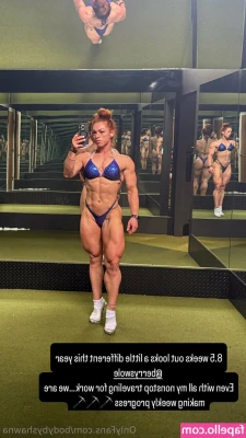 bodybyshway - Put me against the wall and have some fun with me ;)