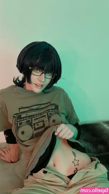 comely_cos [ comely-cos ] - Baby, I really want to be fucked against the window, come here quick!!