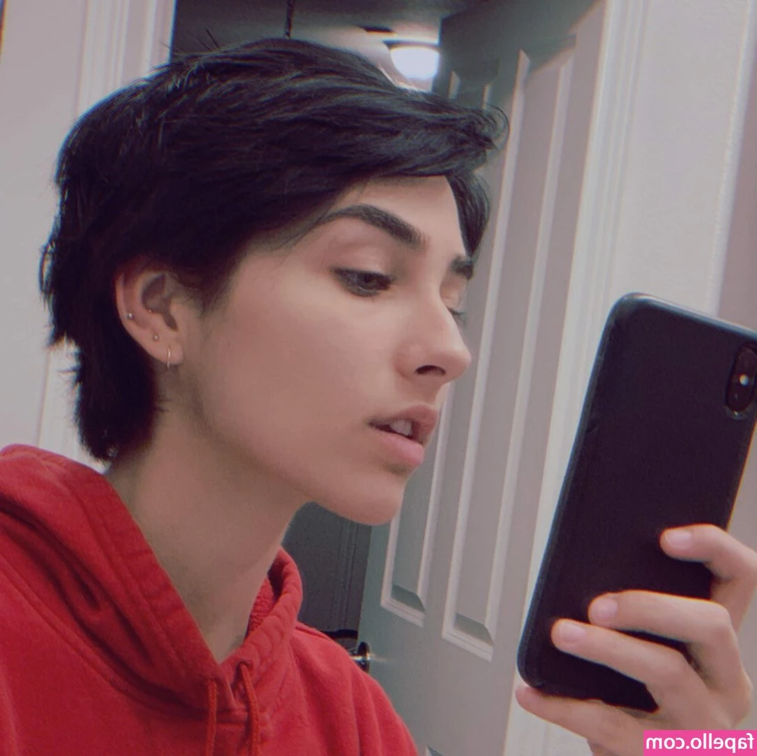 Ohkaylin - FREE PAGE    sweetbounty  Gorgeous ass and delicious pussy  this is
