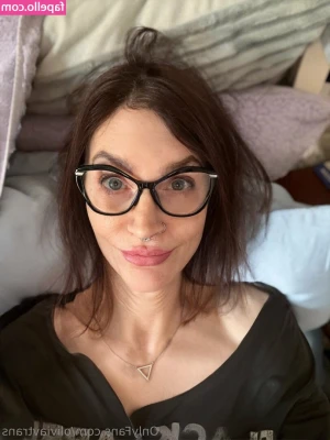 oliviavtrans - hi bbys! i just changed my subscription back to its original price of